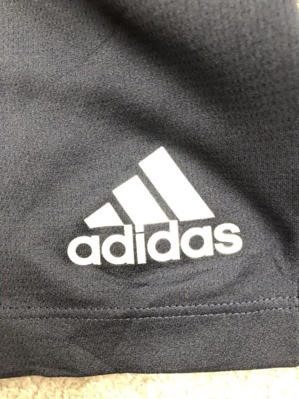 Adidas Shorts Mens Small Black Activewear Running Training Slit Hem Sports Logo