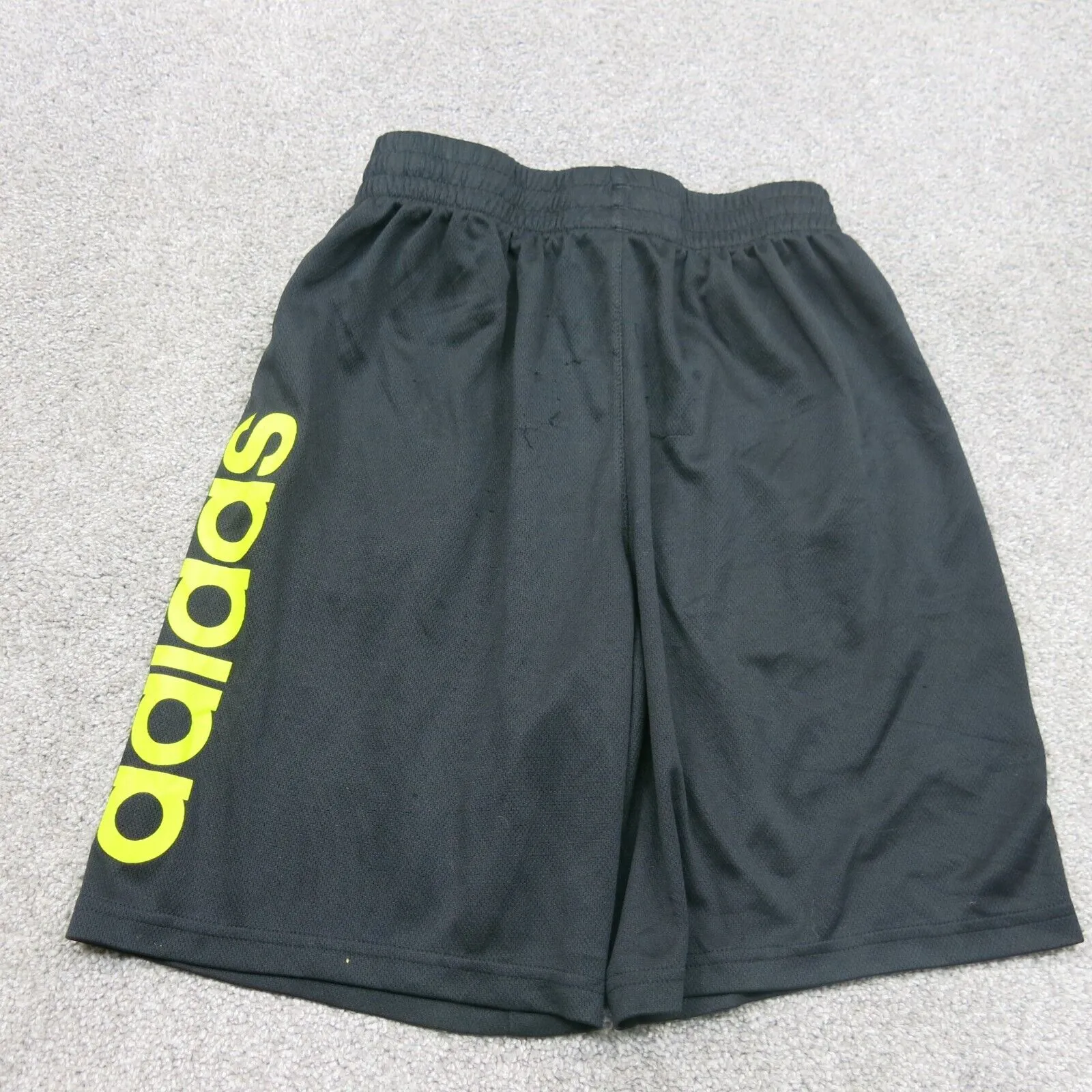 Adidas Shorts Youth Boys Medium M Black Activewear Sports Logo Athletics Shorts