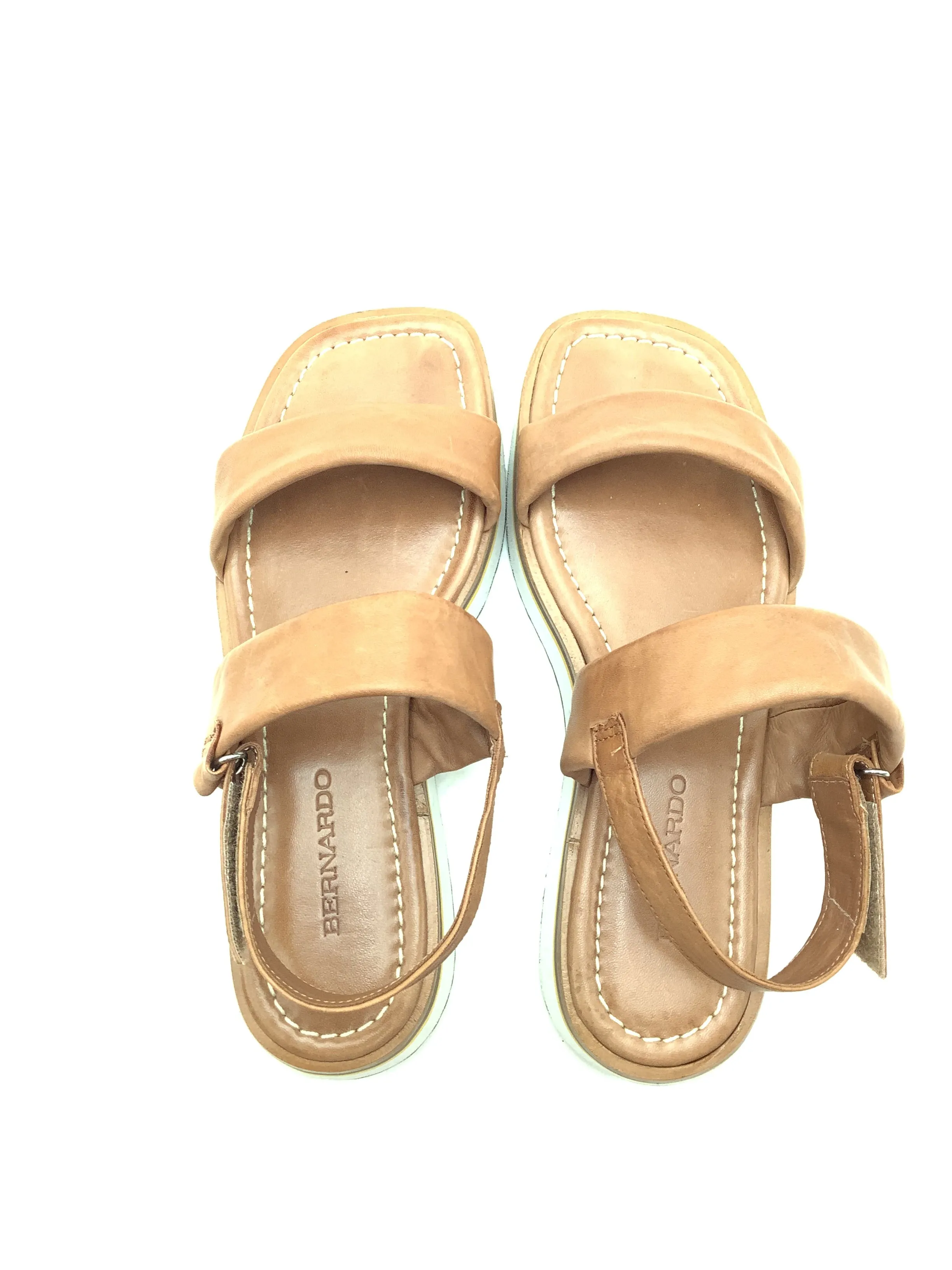 Bernardo Catherine Flat Sandals Leather Neutral Size: 8.5