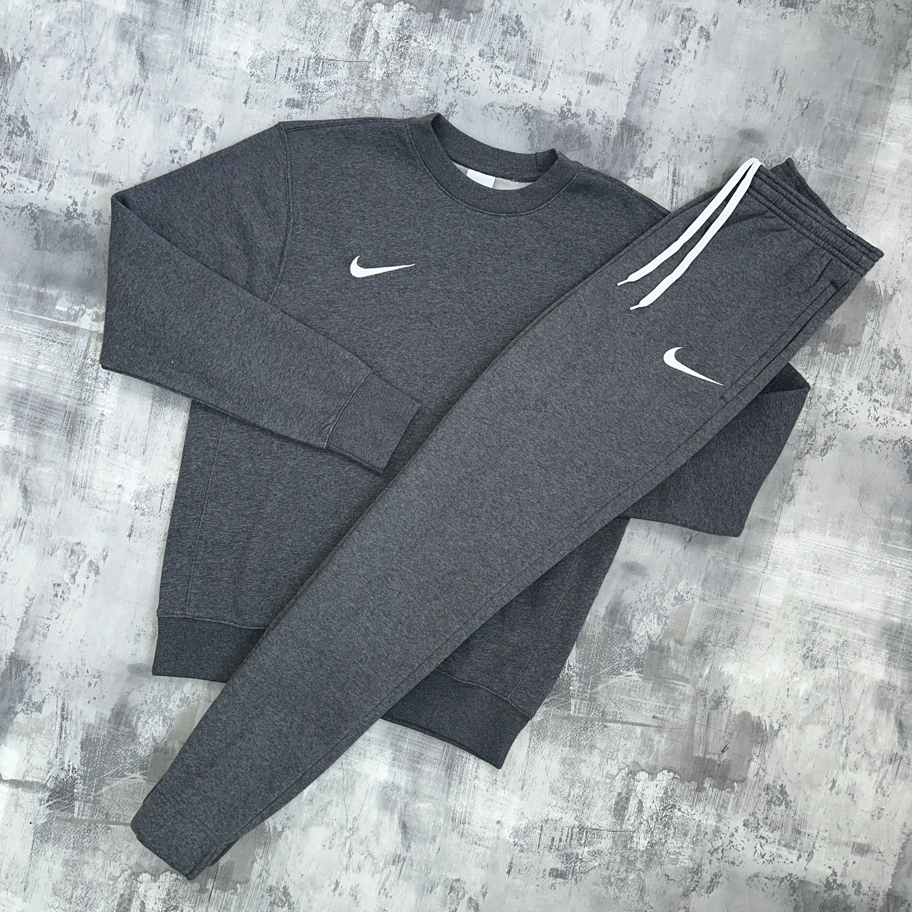 Nike Club Tracksuit Dark Grey - Crewneck & Trousers