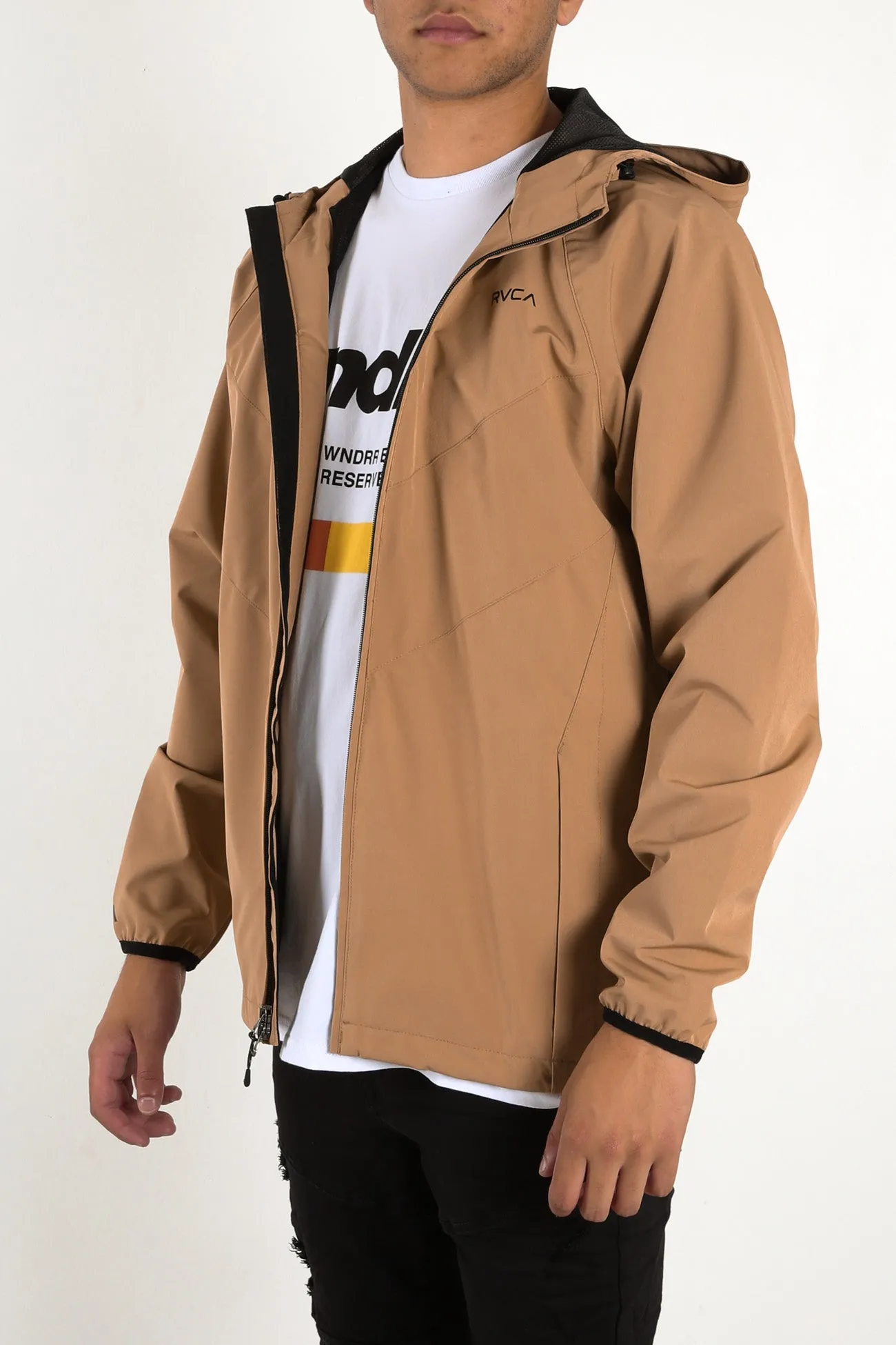 VA Windbreaker Dark Sand